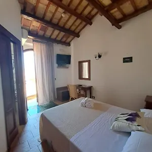  Hotel Cala Buguto